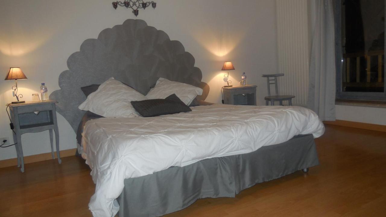 Chambre D'Hotes La Jument Grise Lescheroux Bagian luar foto